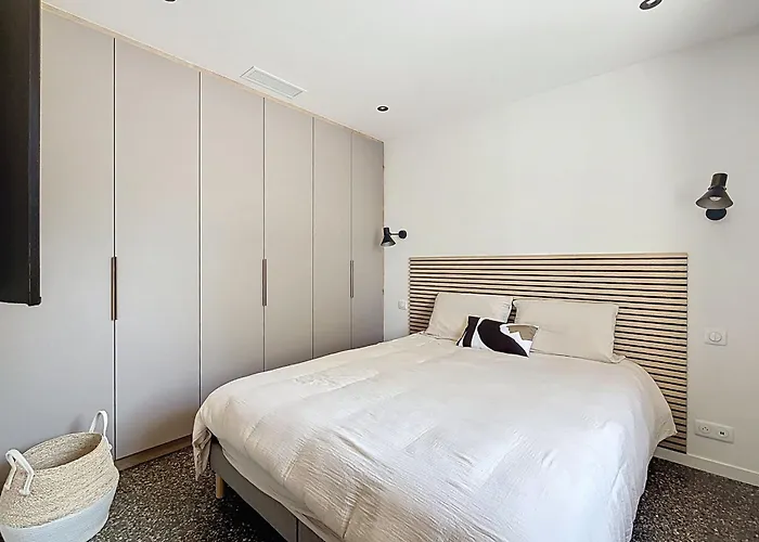 Contemporary With Pool In Trinite Porto-Vecchio (Corsica)